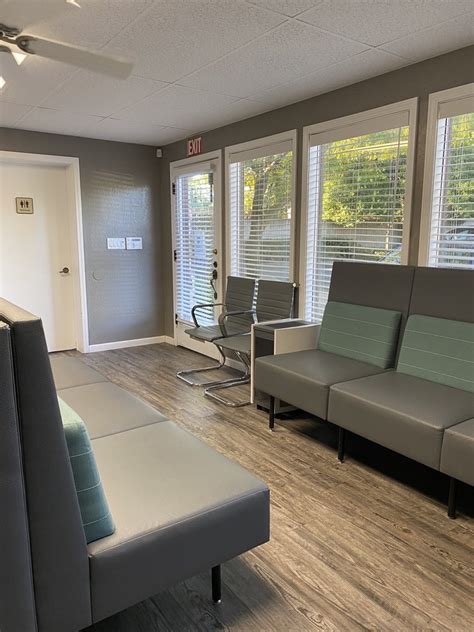 California Eye Clinic .